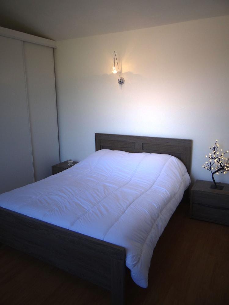 Appartement Maenat Borgo  Exteriör bild