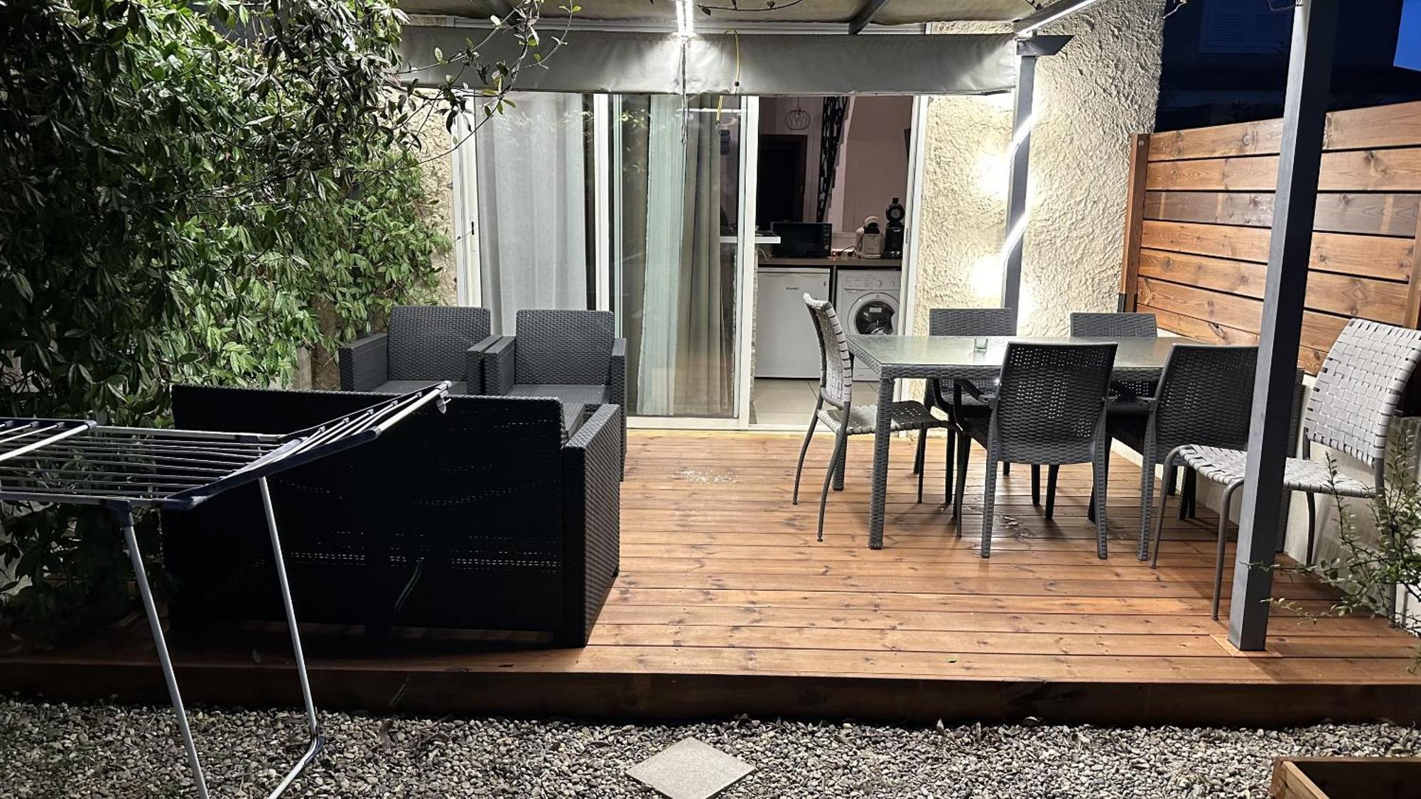 Appartement Maenat Borgo  Exteriör bild